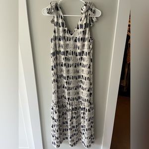 Banana Republic Blue and White Maxi Dress, Size Small, Tall